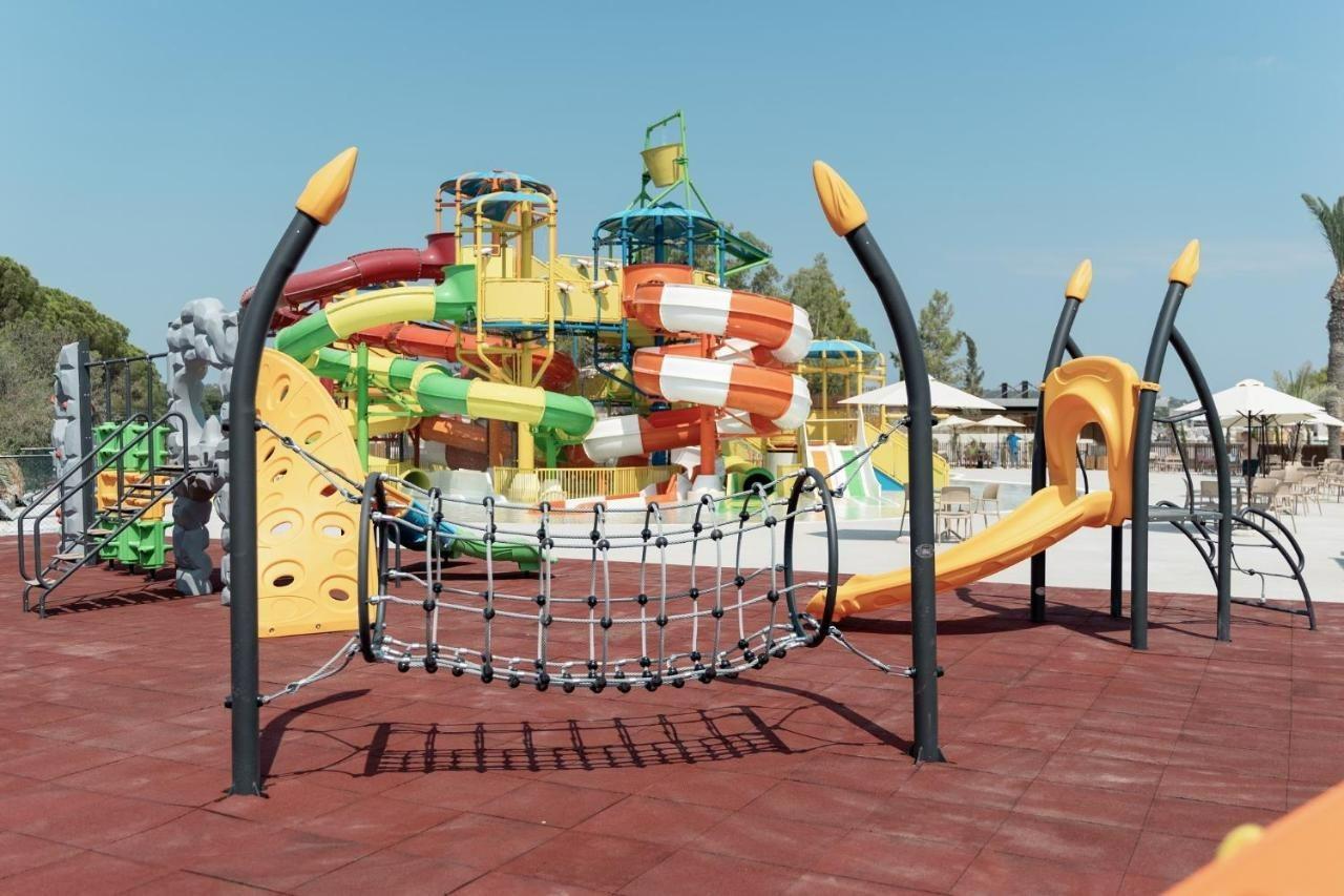 Helea Family Beach Resort Kallithea  ภายนอก รูปภาพ
